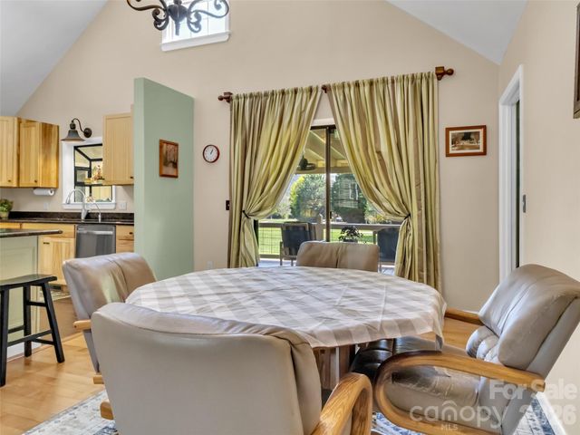 96 Garden Court, Maggie Valley, NC 28751