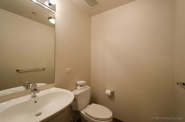 1720 S Michigan Avenue 2712, Chicago, IL 60616