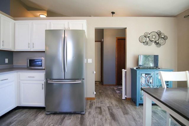 804 Whispering Way, Cottage Grove, WI 53527