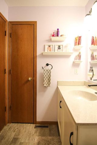 804 Whispering Way, Cottage Grove, WI 53527