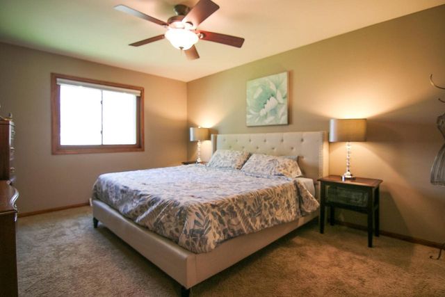 804 Whispering Way, Cottage Grove, WI 53527