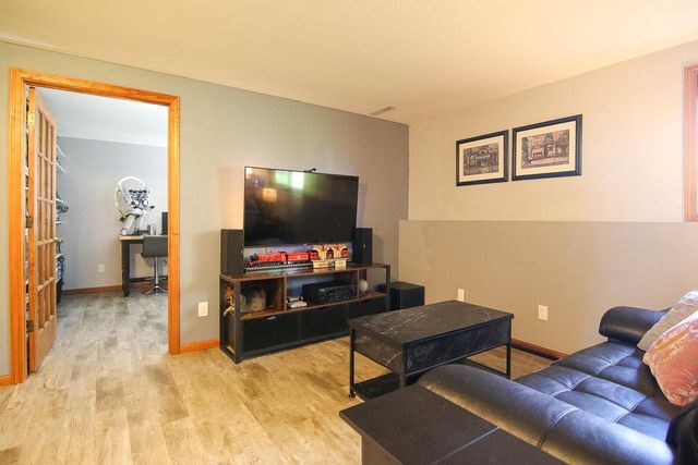 804 Whispering Way, Cottage Grove, WI 53527