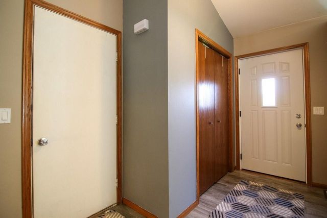804 Whispering Way, Cottage Grove, WI 53527