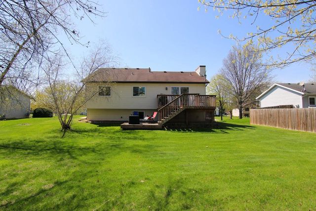 804 Whispering Way, Cottage Grove, WI 53527