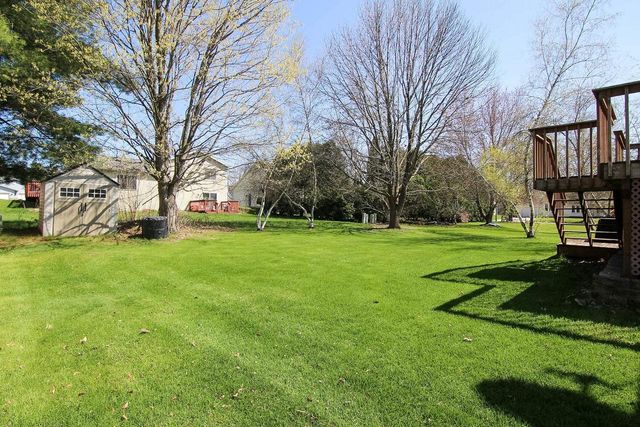 804 Whispering Way, Cottage Grove, WI 53527