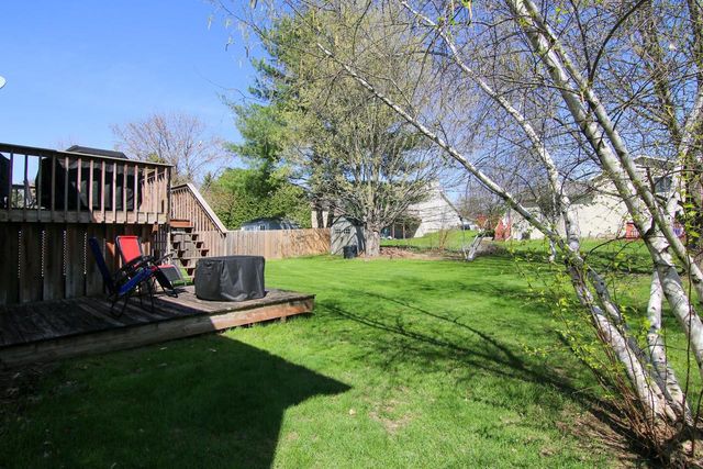 804 Whispering Way, Cottage Grove, WI 53527