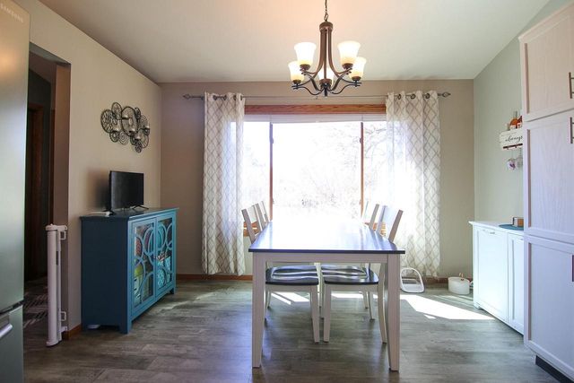 804 Whispering Way, Cottage Grove, WI 53527