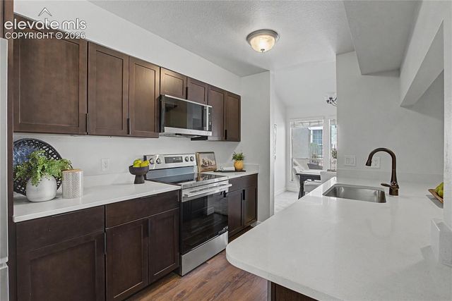 3330 Templeton Gap Road 39, Colorado Springs, CO 80907