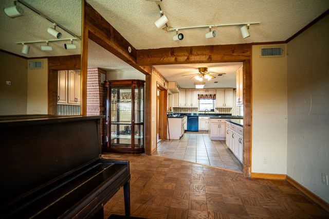 8312 Llano Avenue, Benbrook, TX 76116