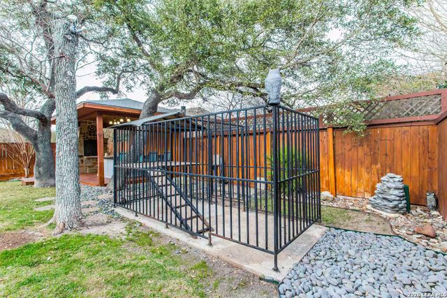 8414 Cross, San Antonio, TX 78251