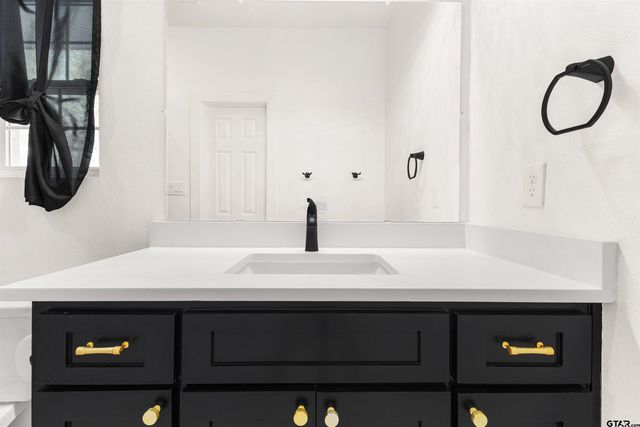 101 W Ross Street, Sulphur Springs, TX 75482