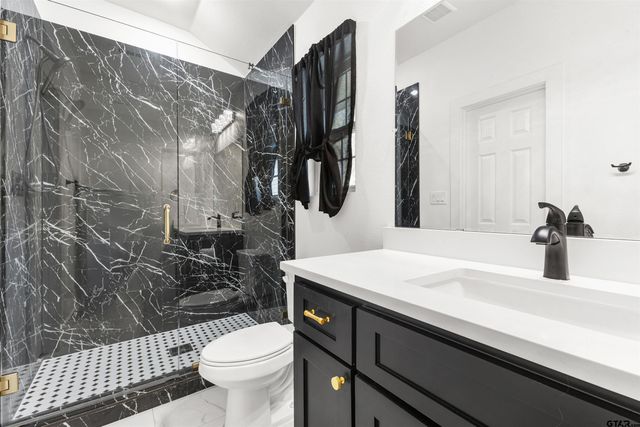 101 W Ross Street, Sulphur Springs, TX 75482