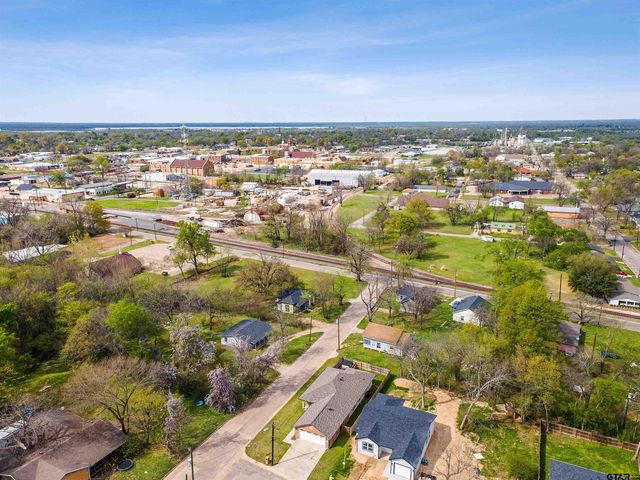 101 W Ross Street, Sulphur Springs, TX 75482