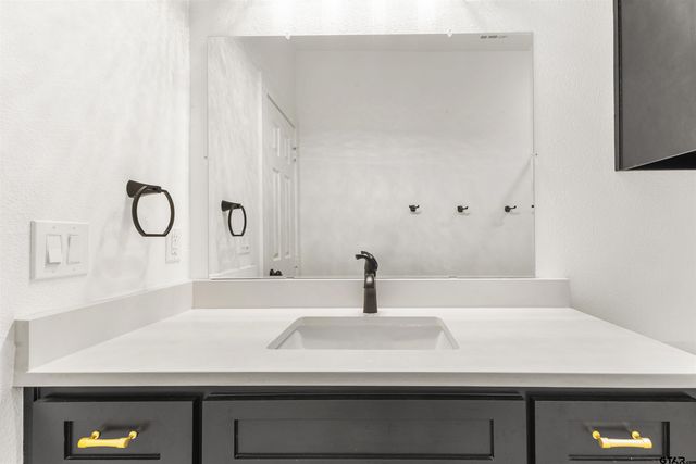 101 W Ross Street, Sulphur Springs, TX 75482