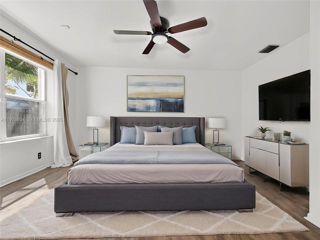 336 S Ketch Dr, Sunrise, FL 33326