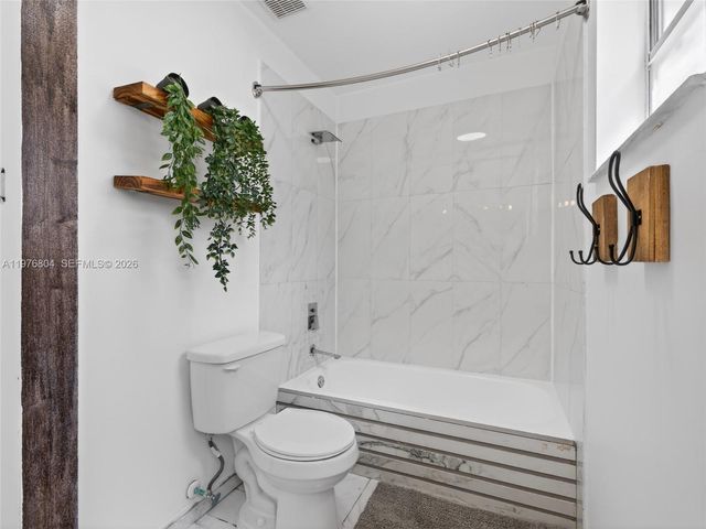 336 S Ketch Dr, Sunrise, FL 33326