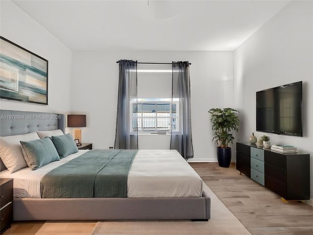 336 S Ketch Dr, Sunrise, FL 33326