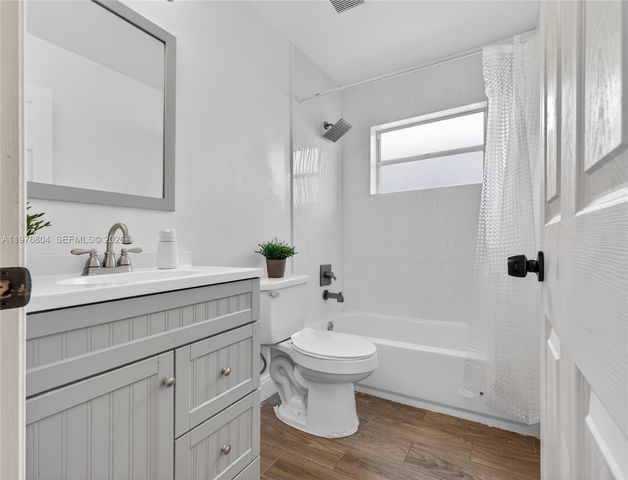 336 S Ketch Dr, Sunrise, FL 33326