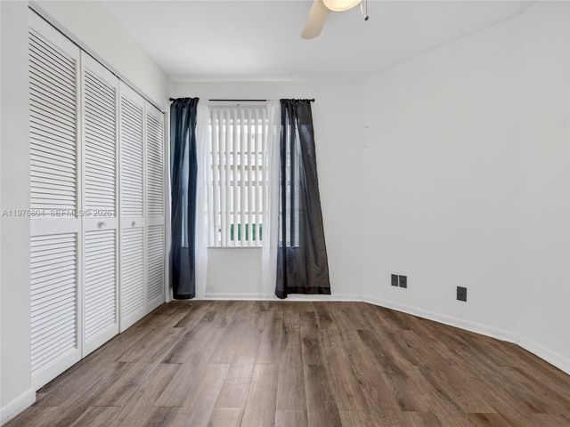 336 S Ketch Dr, Sunrise, FL 33326