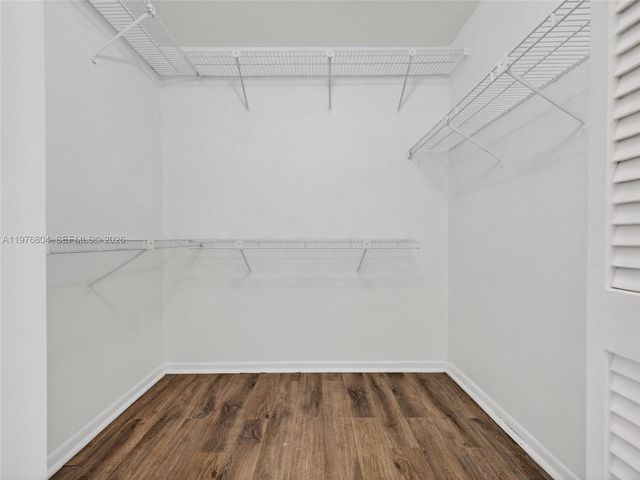 336 S Ketch Dr, Sunrise, FL 33326