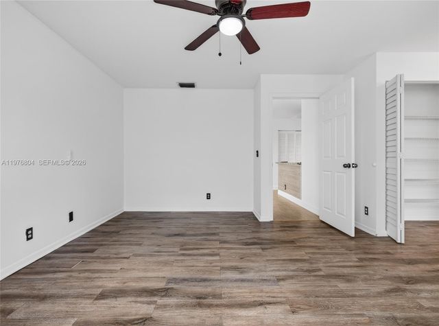 336 S Ketch Dr, Sunrise, FL 33326