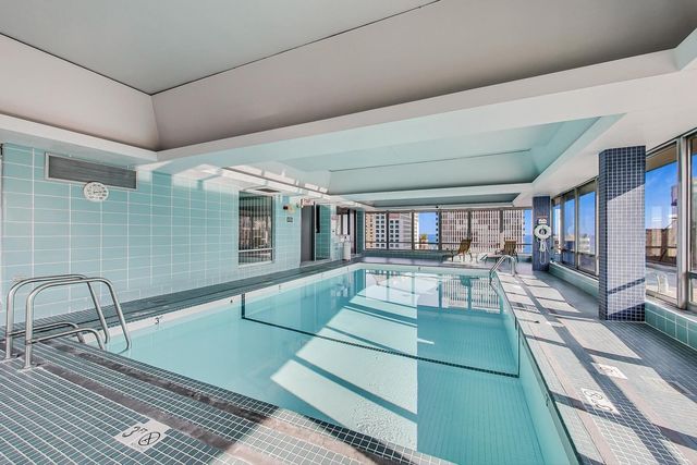 201 E Chestnut Street 3A, Chicago, IL 60611