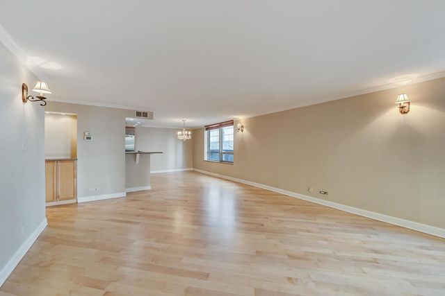 201 E Chestnut Street 3A, Chicago, IL 60611