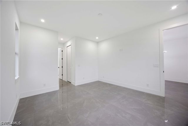 2916 23rd ST W, Lehigh Acres, FL 33971