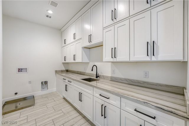 3423 Spanish Winds Court, Las Vegas, NV 89141