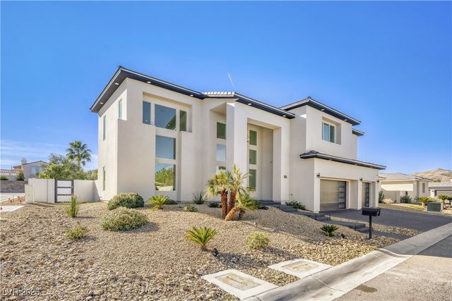 3423 Spanish Winds Court, Las Vegas, NV 89141
