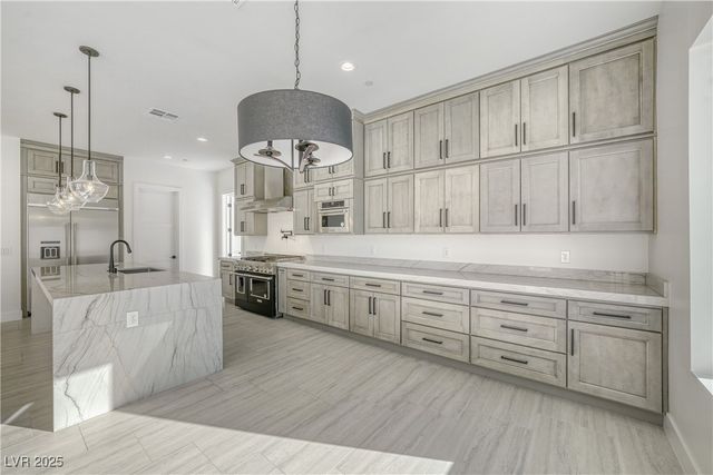 3423 Spanish Winds Court, Las Vegas, NV 89141