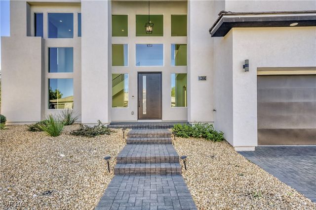 3423 Spanish Winds Court, Las Vegas, NV 89141