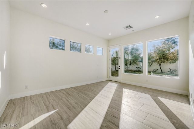 3423 Spanish Winds Court, Las Vegas, NV 89141