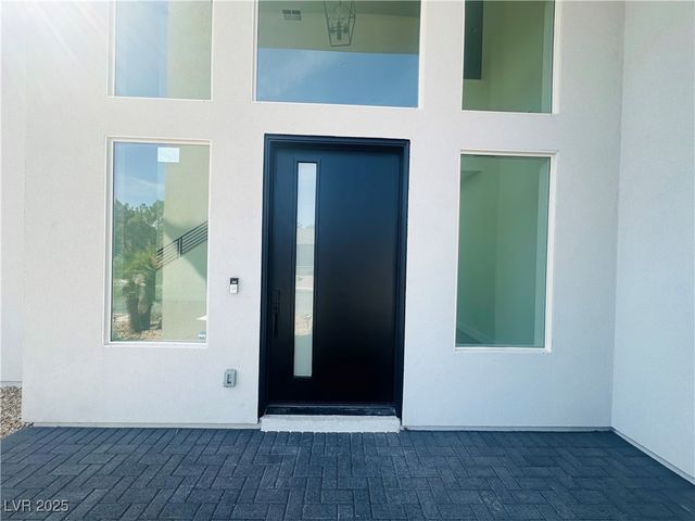 3423 Spanish Winds Court, Las Vegas, NV 89141