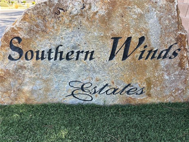 3423 Spanish Winds Court, Las Vegas, NV 89141