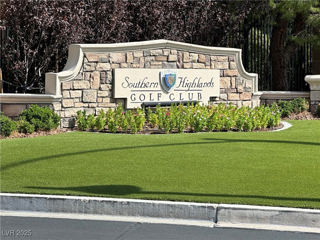 3423 Spanish Winds Court, Las Vegas, NV 89141