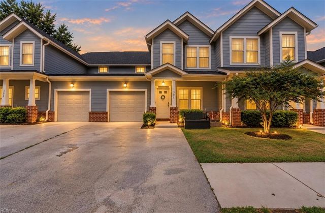 200 Seasons Cir Unit 305, Suffolk, VA 23434