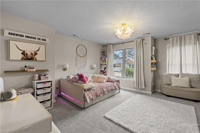 200 Seasons Cir Unit 305, Suffolk, VA 23434