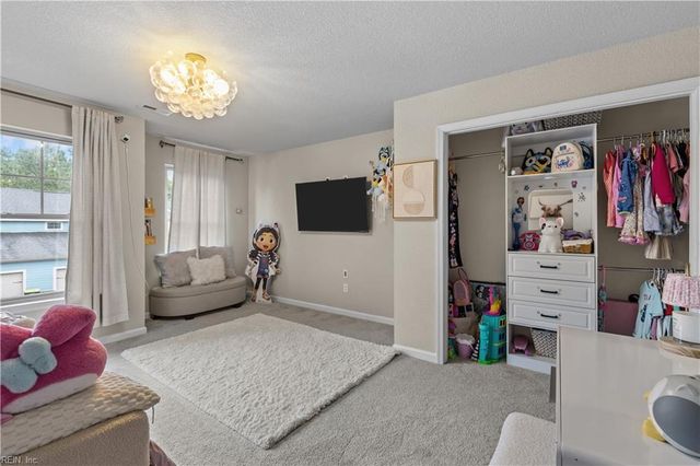 200 Seasons Cir Unit 305, Suffolk, VA 23434