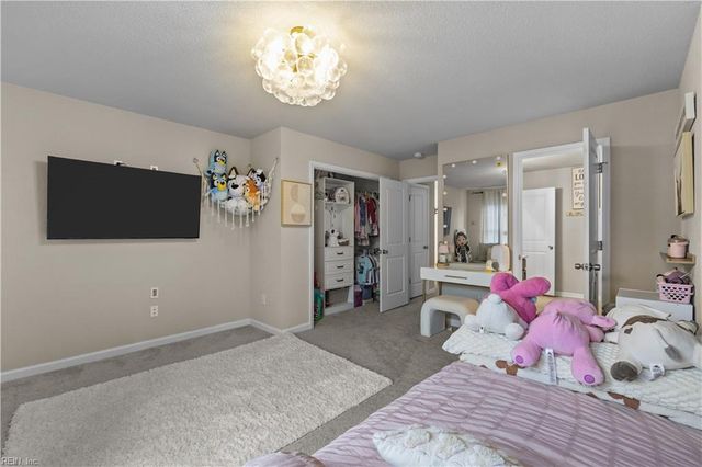 200 Seasons Cir Unit 305, Suffolk, VA 23434