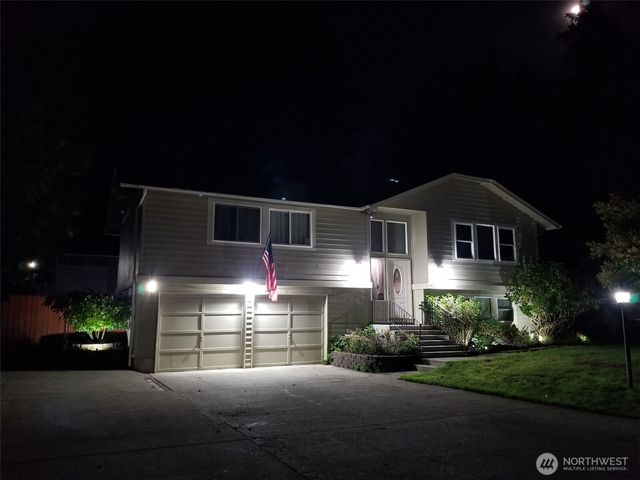 19303 10th Ave E, Spanaway, WA 98387