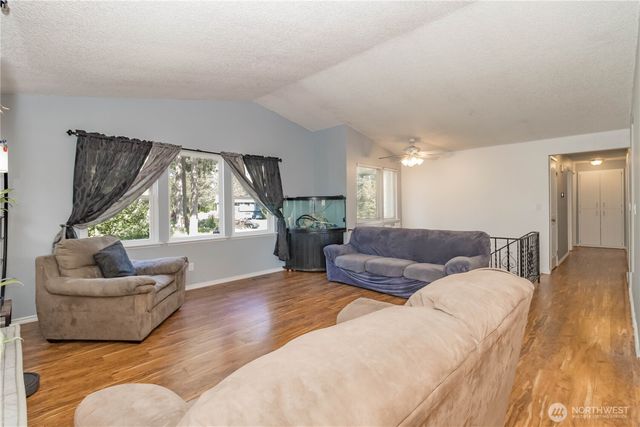 19303 10th Ave E, Spanaway, WA 98387
