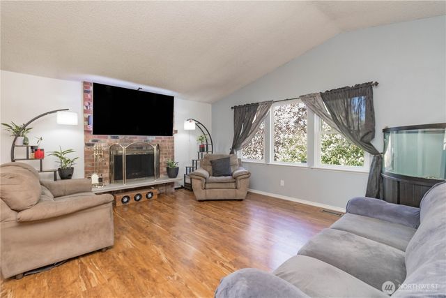19303 10th Ave E, Spanaway, WA 98387