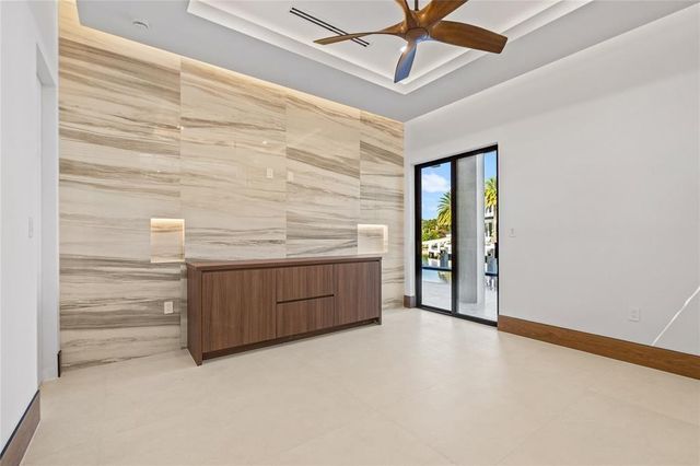 2441 NE 48th Court, Lighthouse Point, FL 33064