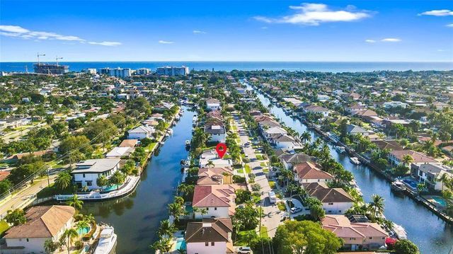 2441 NE 48th Court, Lighthouse Point, FL 33064