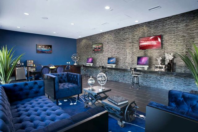 1720 Central Street 419, Evanston, IL 60201