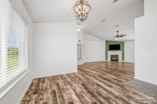 5827 Wood Duck Dr, Pace, FL 32571
