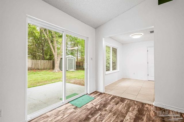 5827 Wood Duck Dr, Pace, FL 32571