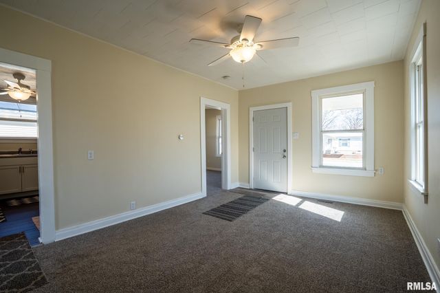 317 N 8TH Street, Herrin, IL 62948