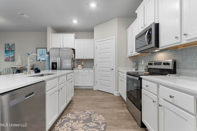 7781 Coral Lane, Ocean Springs, MS 39564